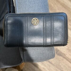 Tory Burch Black Leather Wallet